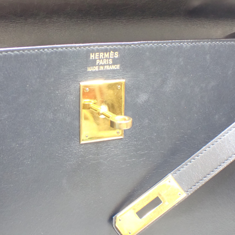 Hermès Vintage Kelly 35 Navy Box Calf Leather Handbag Gold Hardware thumbnail
