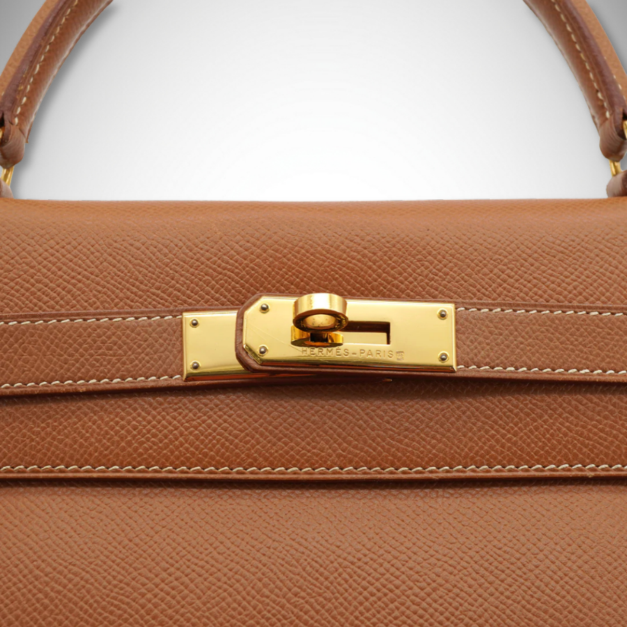 Hermès Vintage Archival Kelly 32 Retourne Gold Square A Gold Hardware thumbnail