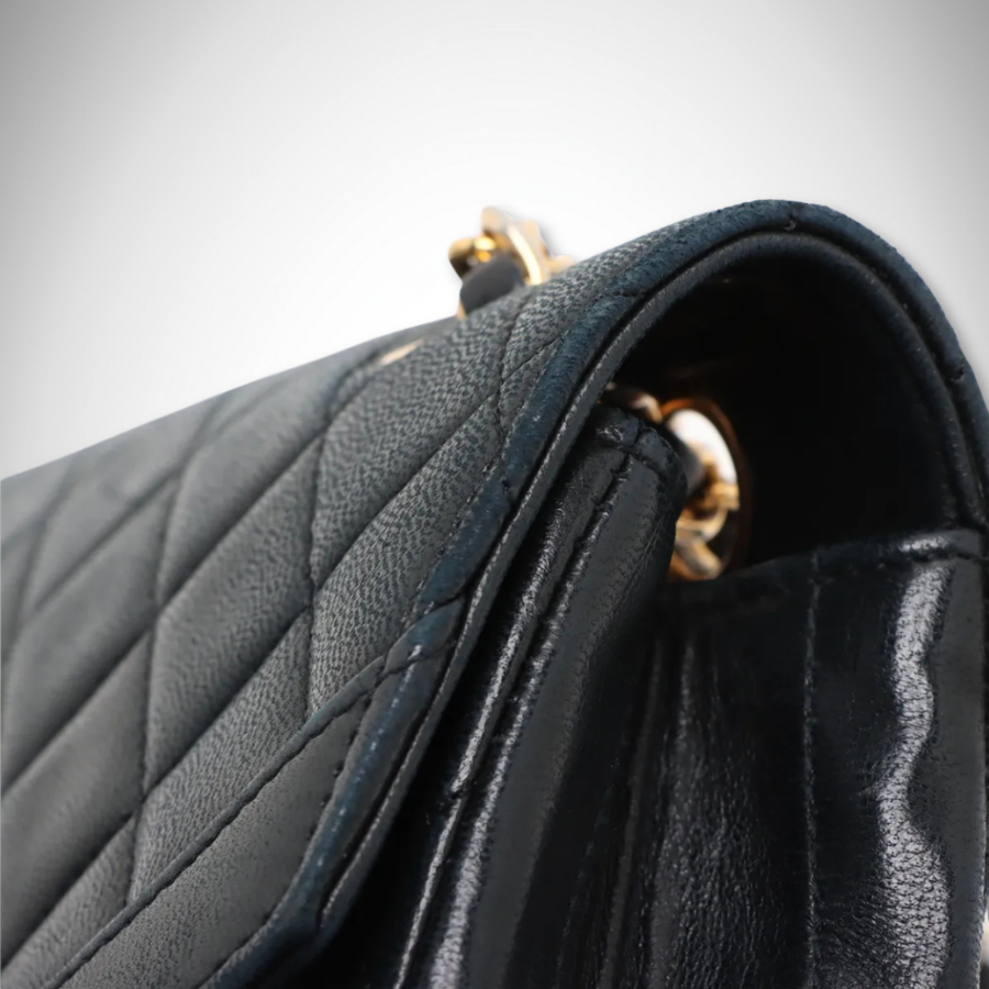 Chanel Rare Vintage Matelassé Curved Single Flap Chain Shoulder Bag thumbnail