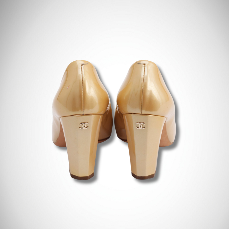 Chanel Camellia Cap Toe Block Heel Pumps thumbnail