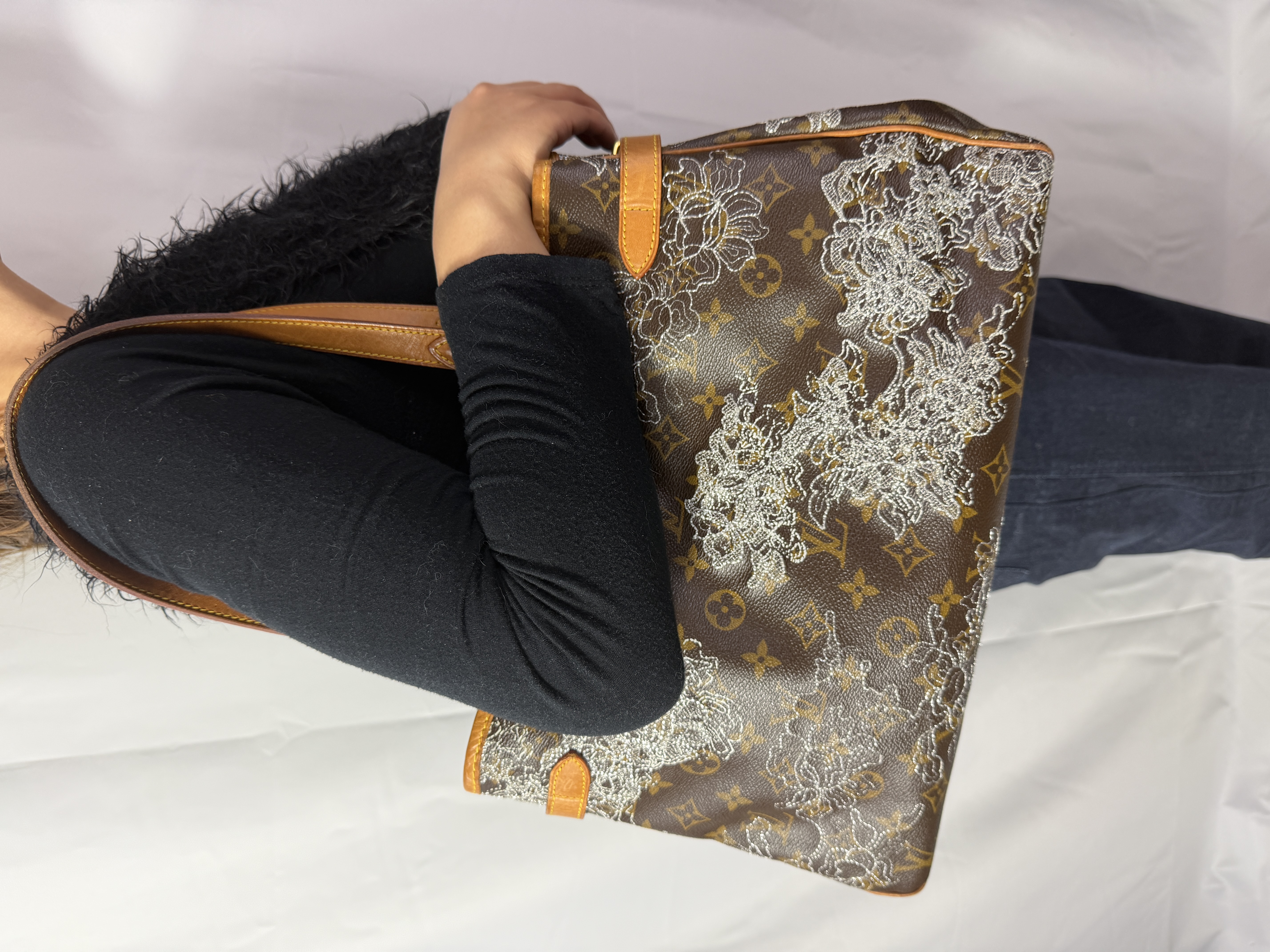 Louis Vuitton Monogram Dentelle Batignolles Horizontal M95399 CA0097 Brown thumbnail