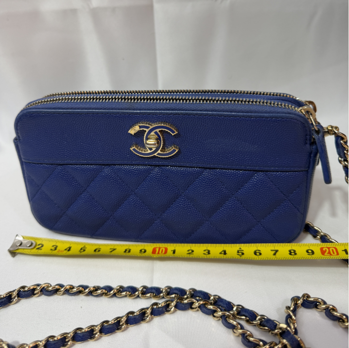 Chanel Archival Caviar Quilted Small Clutch in Light Blue thumbnail
