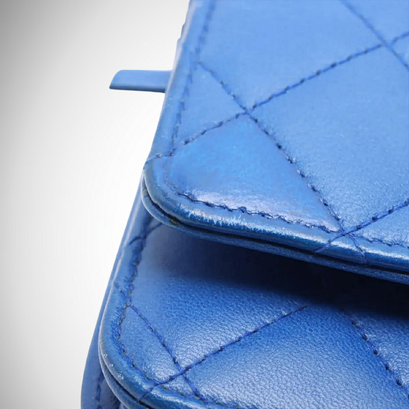 Chanel Classic Quilted Wallet on Chain thumbnail