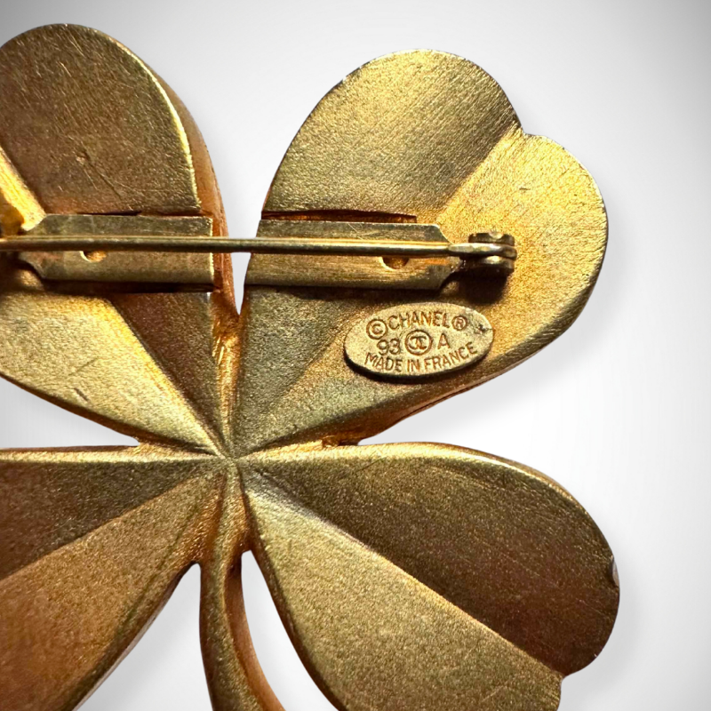 Chanel Vintage Gold Clover Brooch CC Logo thumbnail