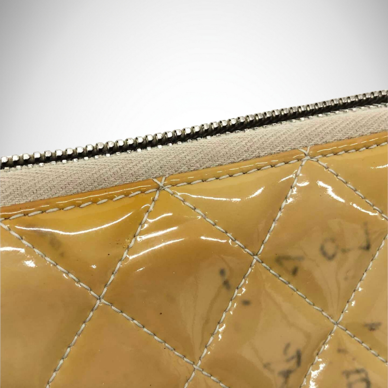 Chanel Matelassé Round Zip Long Wallet 16 thumbnail